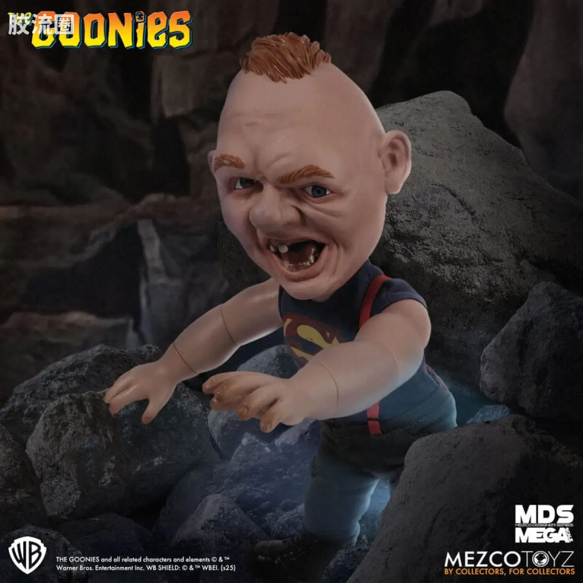 Mezco 大尺寸系列 巨大系列 七宝奇谋：发声版 斯洛特 - 图片