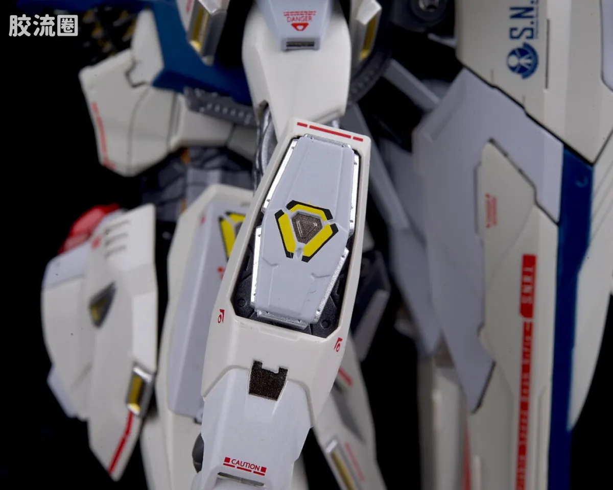 METAL BUILD 普通版 F91高达 Chronicle White Ver. + MSV 扩充武裝 - 图片