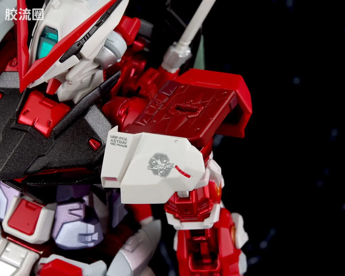 METAL BUILD 普通版 异端高达红色机 改 Alternative强袭ver. - 图片