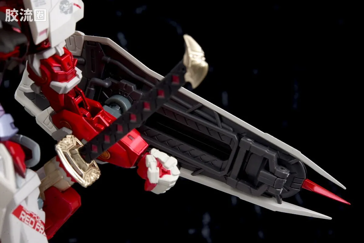METAL BUILD 普通版 异端高达红色机 改 Alternative强袭ver. - 图片