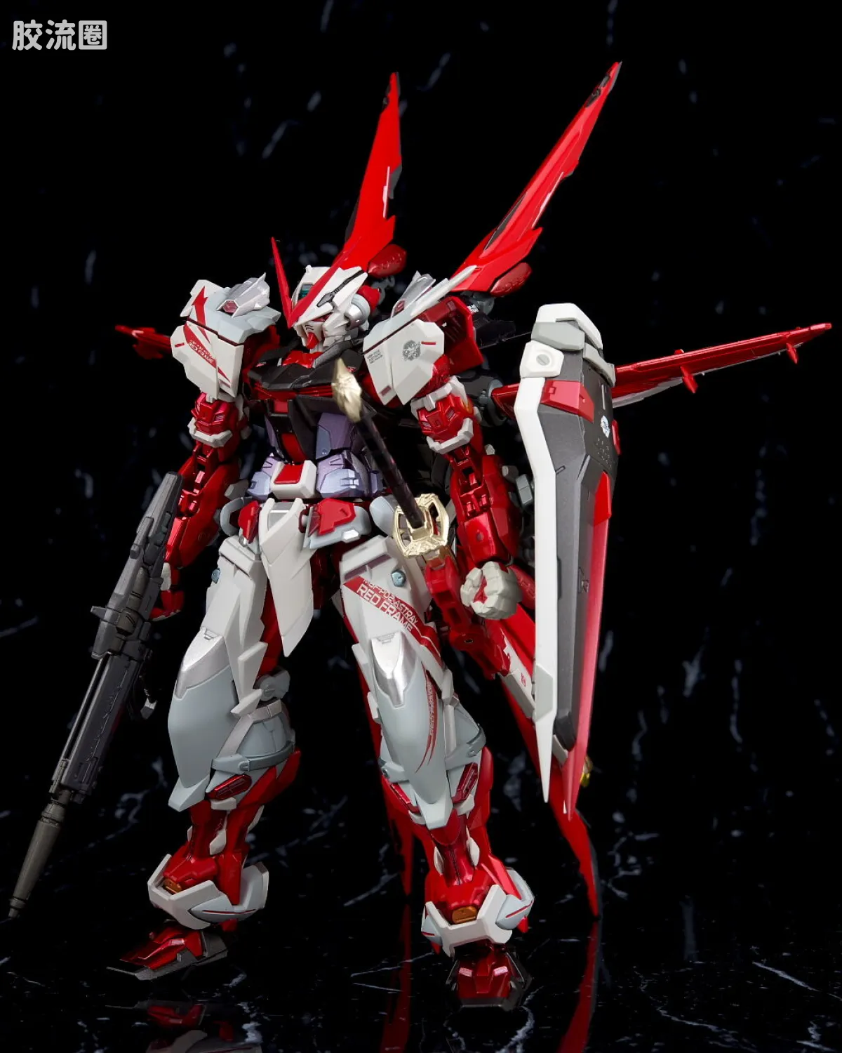 METAL BUILD 普通版 异端高达红色机 改 Alternative强袭ver. - 图片