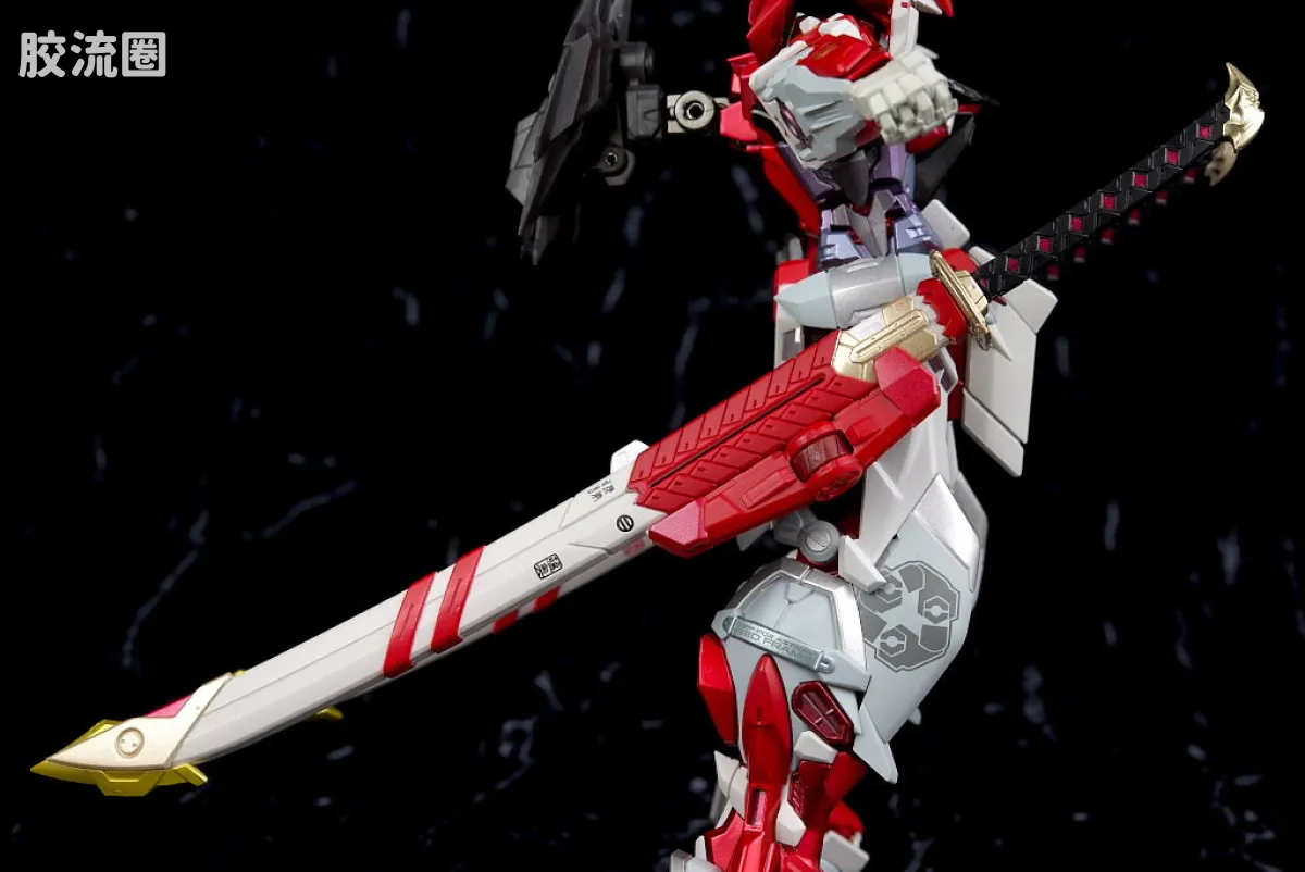 METAL BUILD 普通版 异端高达红色机 改 Alternative强袭ver. - 图片