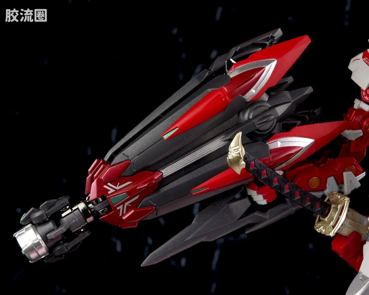 METAL BUILD 普通版 异端高达红色机 改 Alternative强袭ver. - 图片