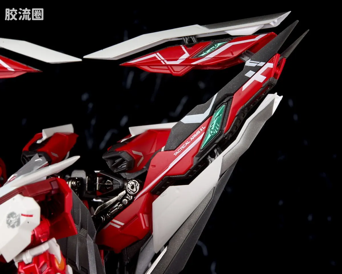 METAL BUILD 普通版 异端高达红色机 改 Alternative强袭ver. - 图片