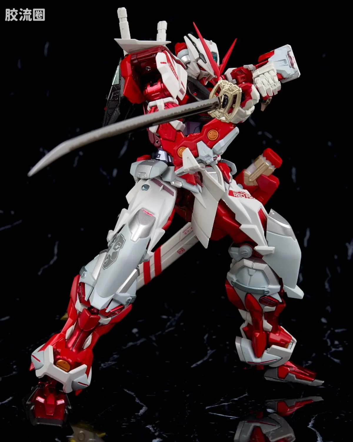 METAL BUILD 普通版 异端高达红色机 改 Alternative强袭ver. - 图片