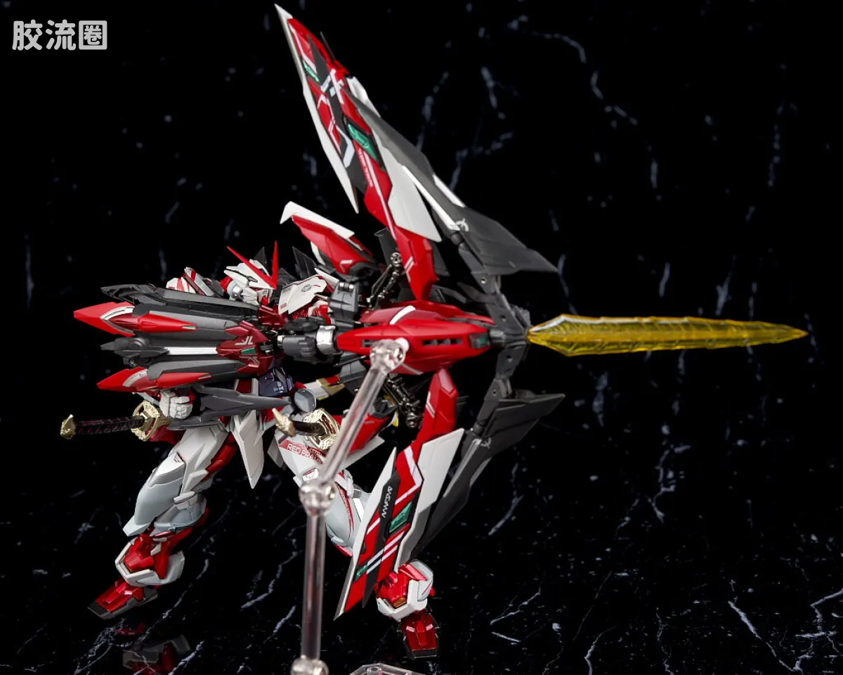METAL BUILD 普通版 异端高达红色机 改 Alternative强袭ver. - 图片