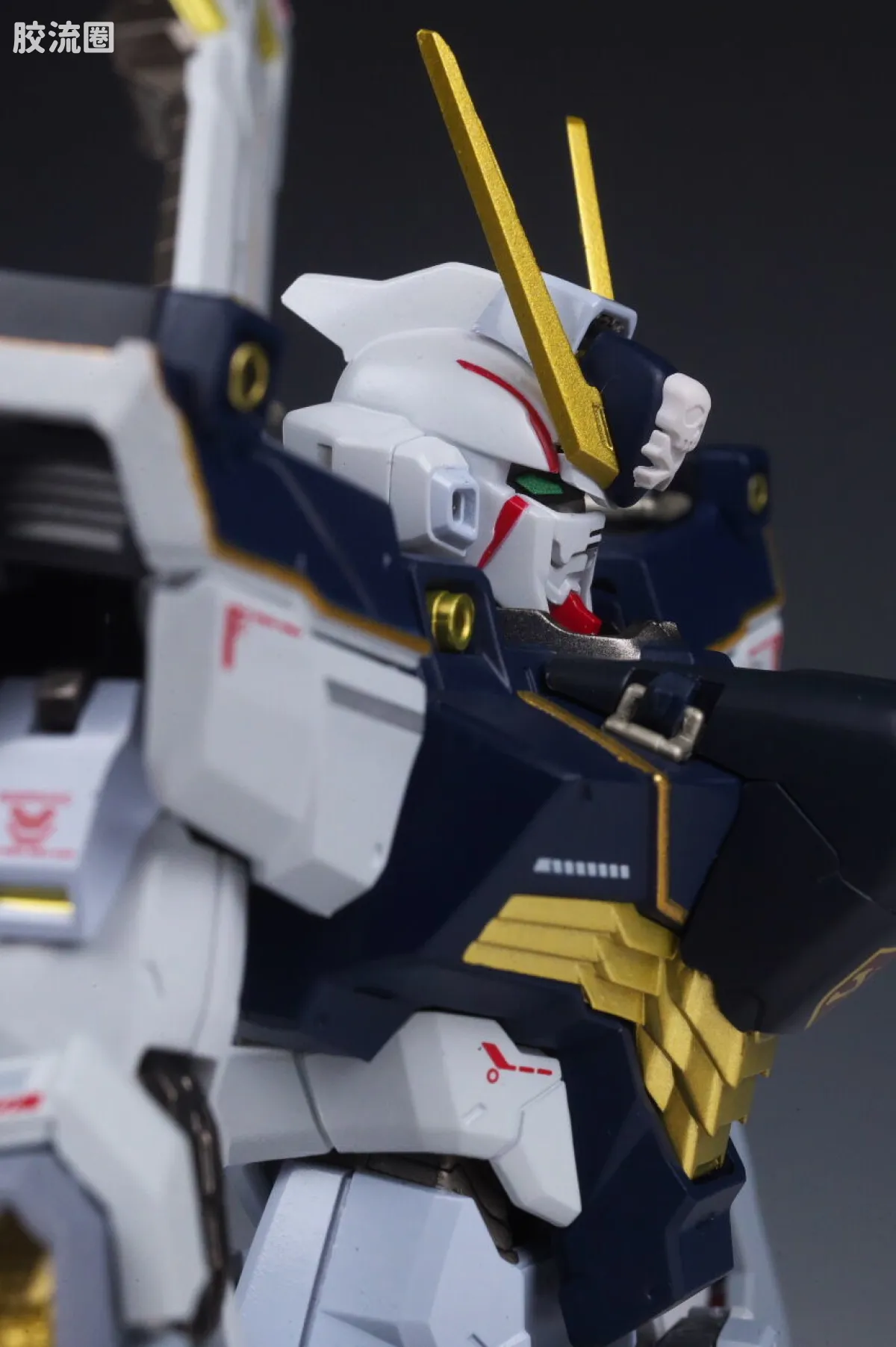 METAL BUILD 限定版 海盗高达X1 半覆式 (金凯度搭乘式样)​​​ - 图片