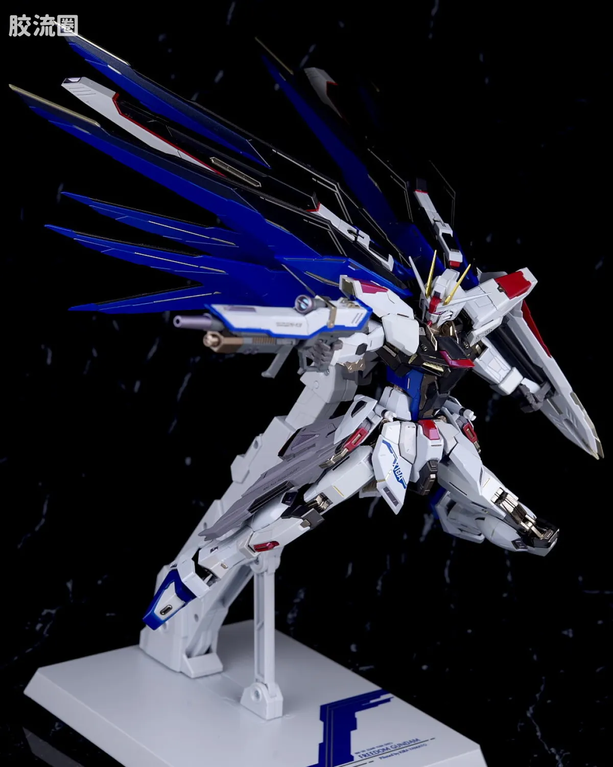 METAL BUILD 普通版 自由高达 CONCEPT 2 - 图片
