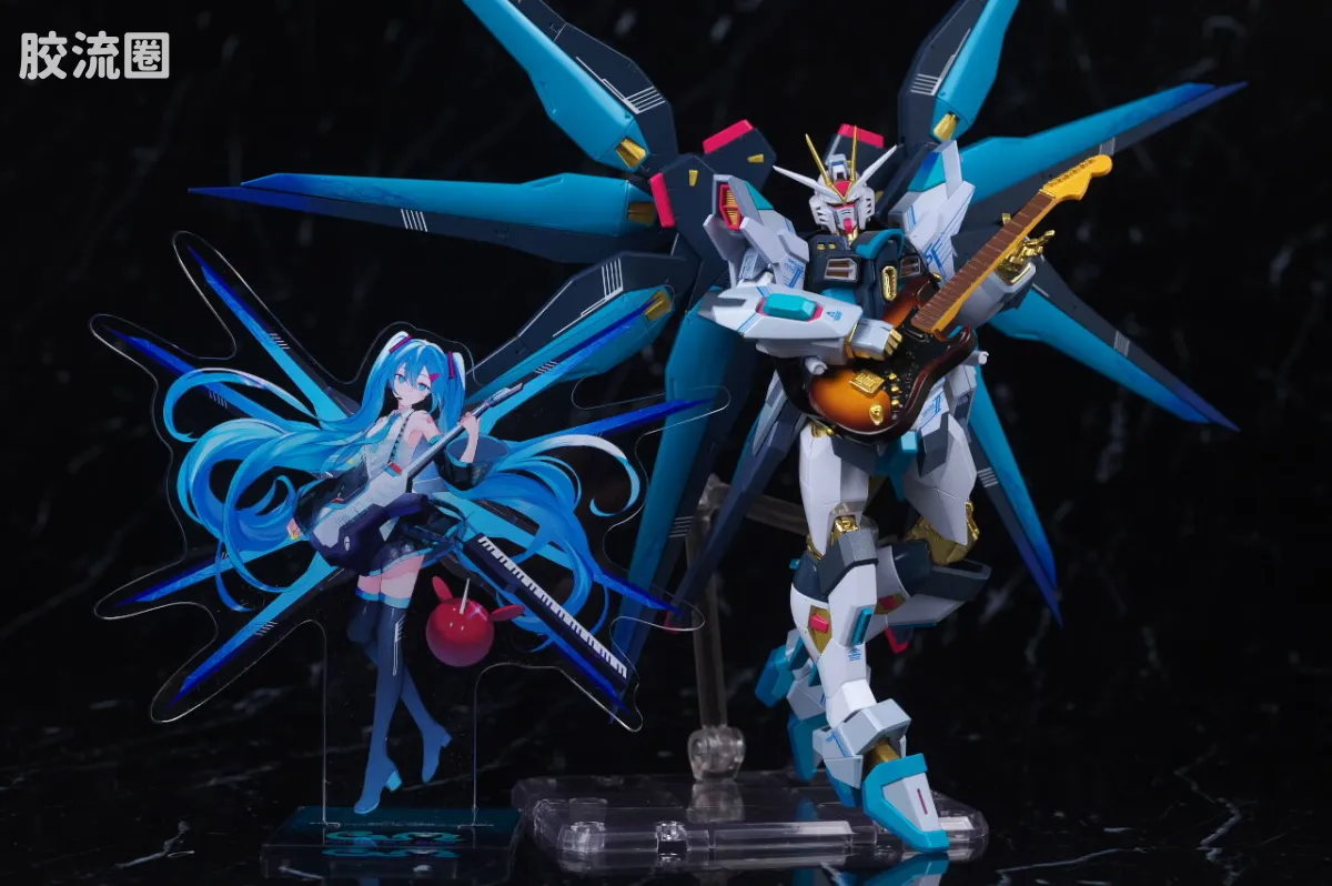 METAL ROBOT魂 限定及特别版 强袭自由高达二式 [初音未来Ver.] - 图片
