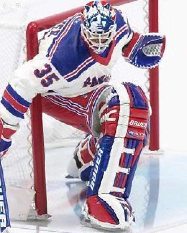 MIKE RICHTER