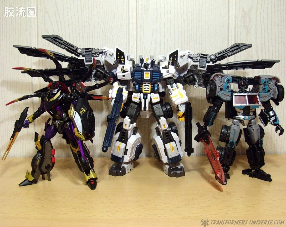 MakeToys变形玩具系列 BATTLE TANKER SERIES系列 MT-03 HYPERNOVAE - 图片