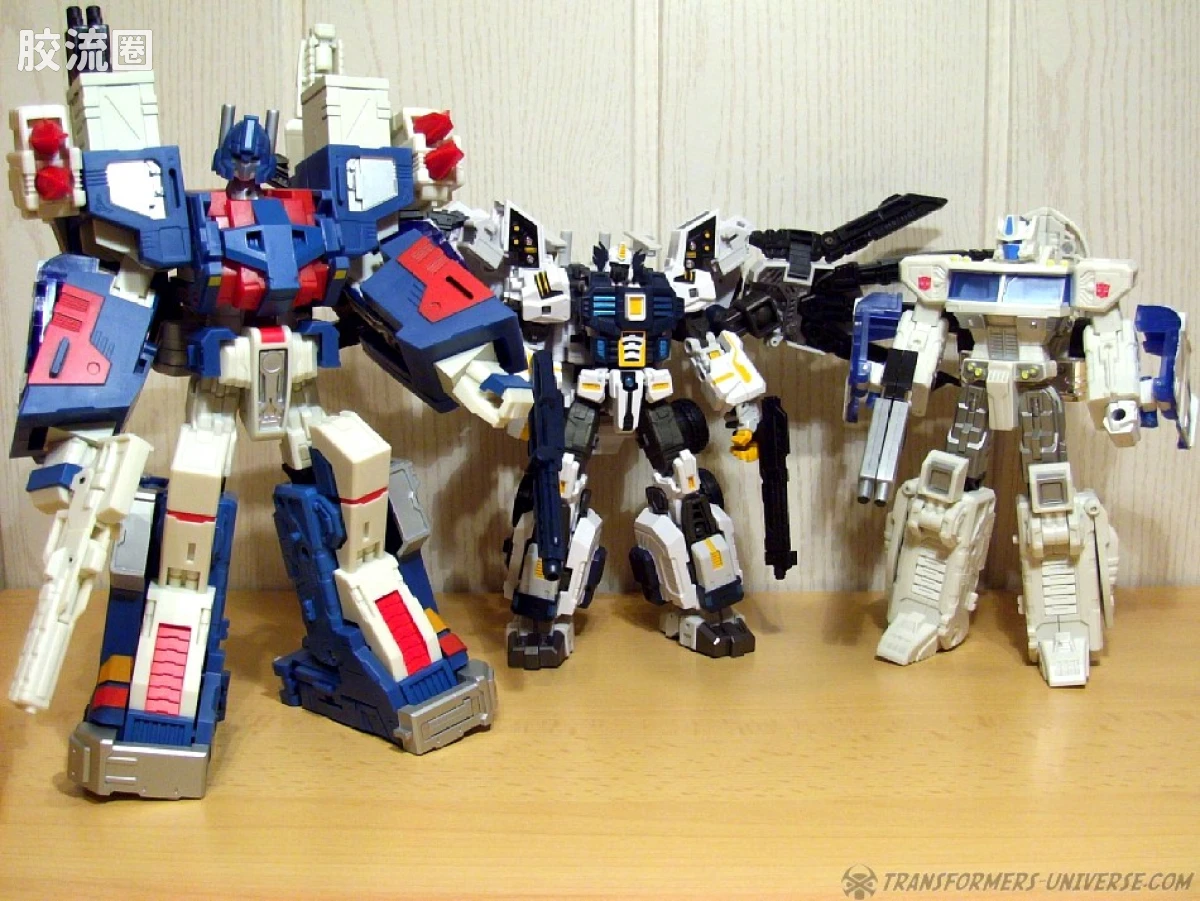 MakeToys变形玩具系列 BATTLE TANKER SERIES系列 MT-03 HYPERNOVAE - 图片