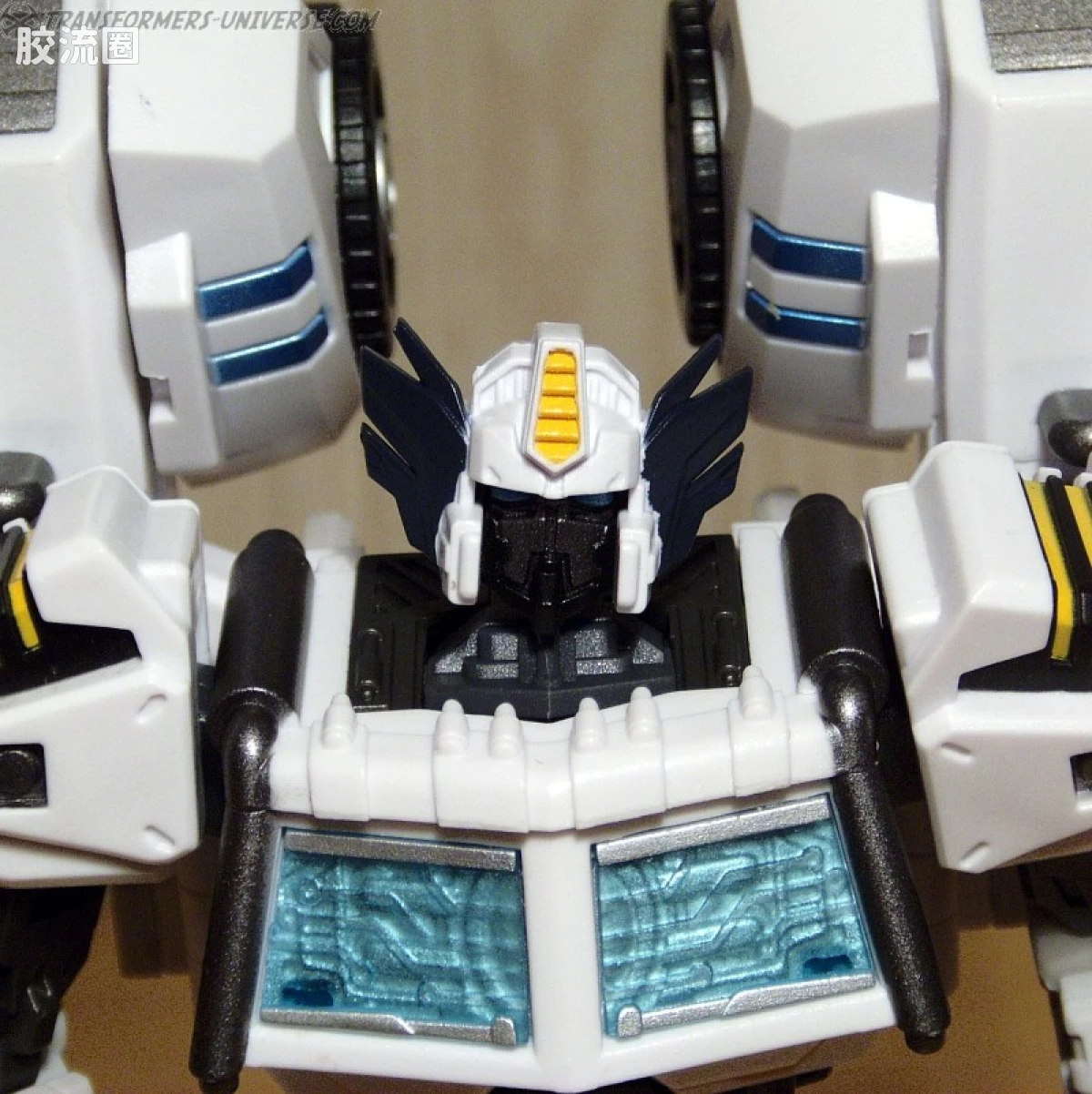 MakeToys变形玩具系列 BATTLE TANKER SERIES系列 MT-03 HYPERNOVAE - 图片
