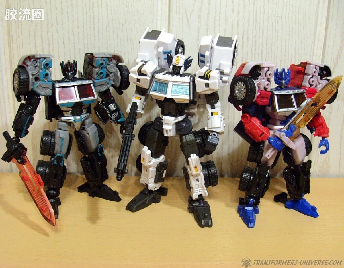 MakeToys变形玩具系列 BATTLE TANKER SERIES系列 MT-03 HYPERNOVAE - 图片