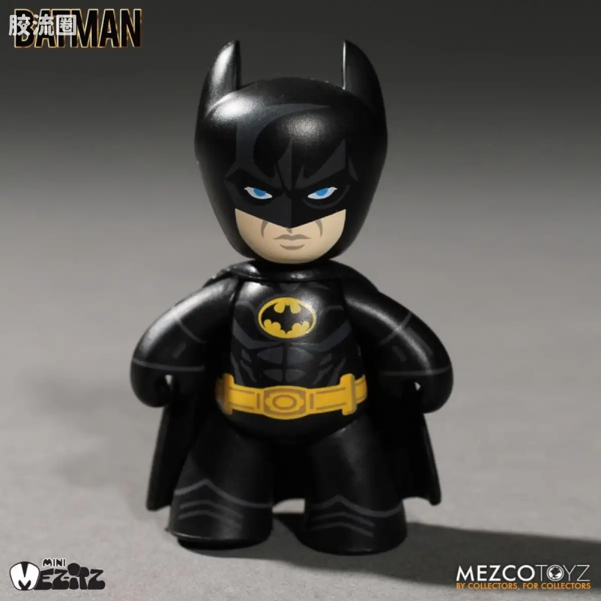 Mezco mez-itz 系列 Mez-Itz 1989 蝙蝠侠与蝙蝠车 - 图片