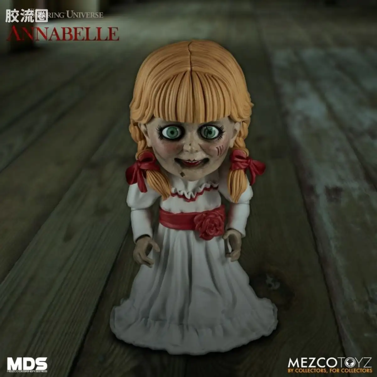 Mezco 娃娃系列 风格/设计师系列 电影 招魂 安娜贝尔 - 图片