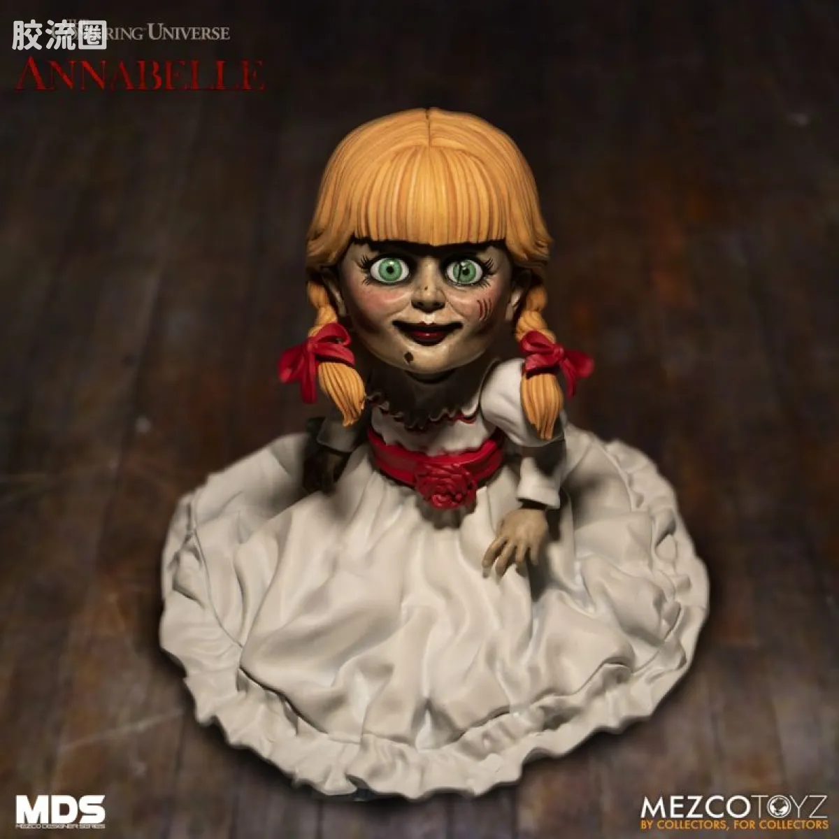 Mezco 娃娃系列 风格/设计师系列 电影 招魂 安娜贝尔 - 图片