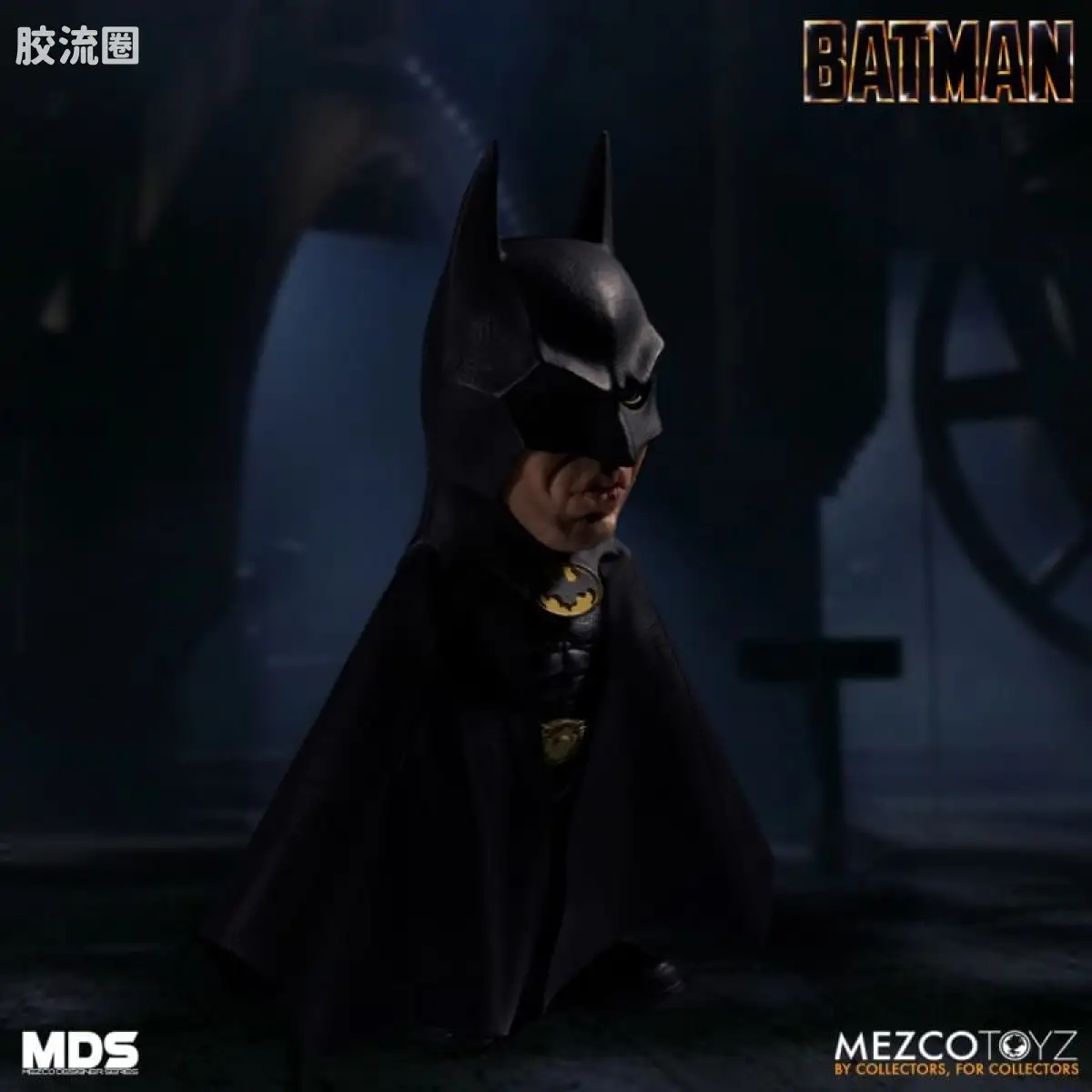 Mezco 娃娃系列 风格/设计师系列 89年电影 蝙蝠侠 蝙蝠侠 豪华版 - 图片