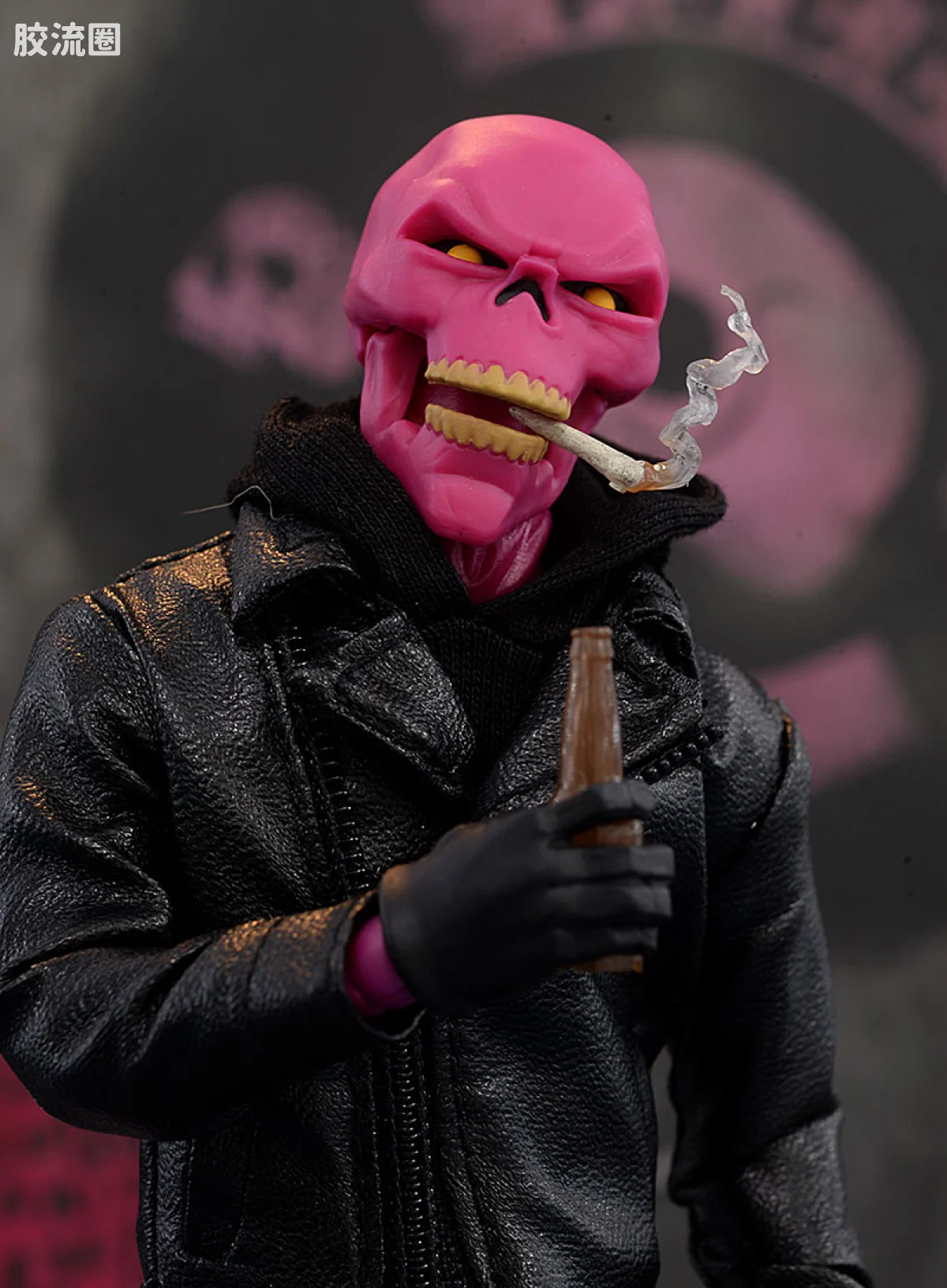 Mezco one-12系列 1/12 Rumble Society集体系列  粉骷髅混沌俱乐部 豪华版 ‘地狱演出’ 套装 - 图片