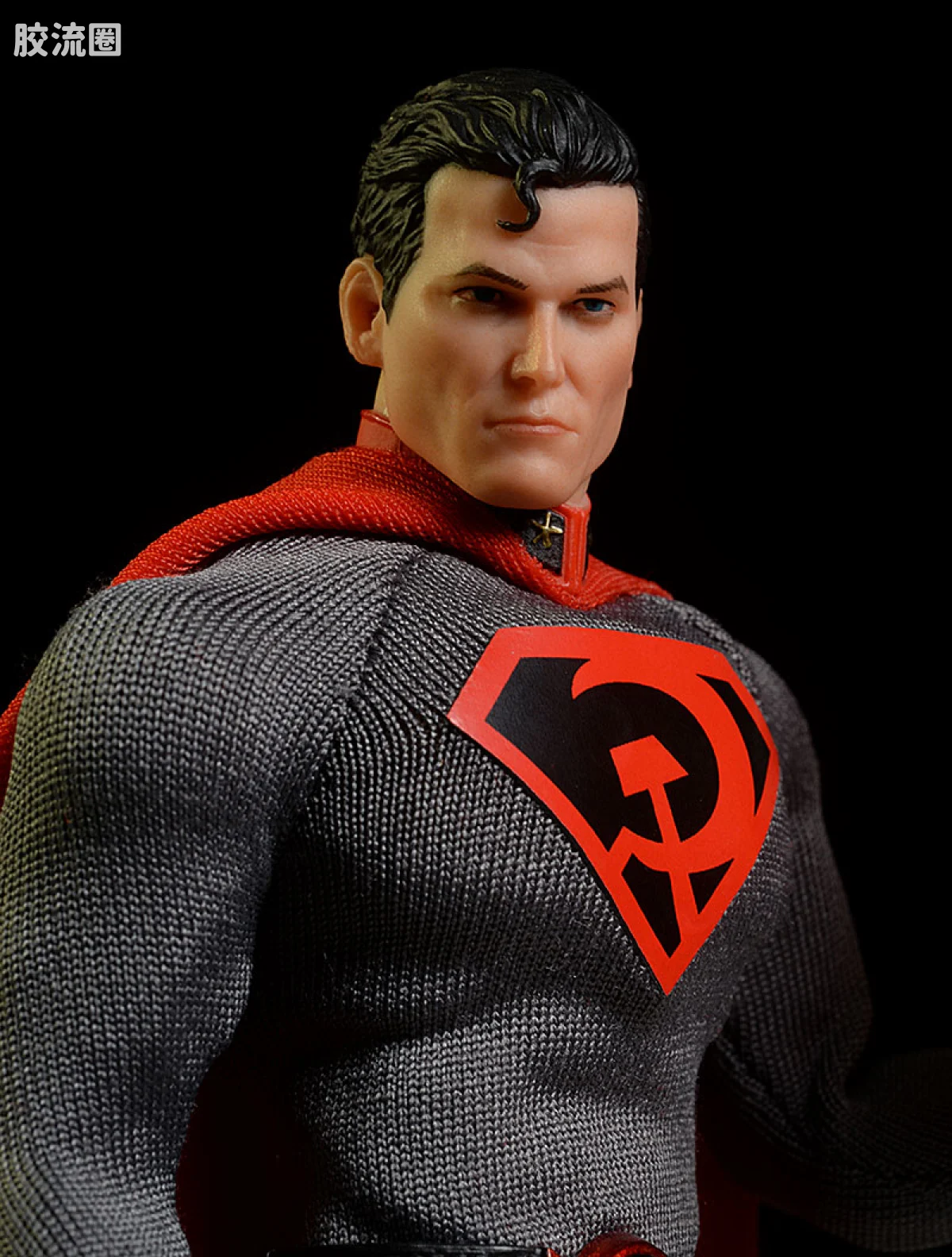 Mezco one-12系列 1/12 DC Comics集体系列 超人 - 红色之子 - 图片