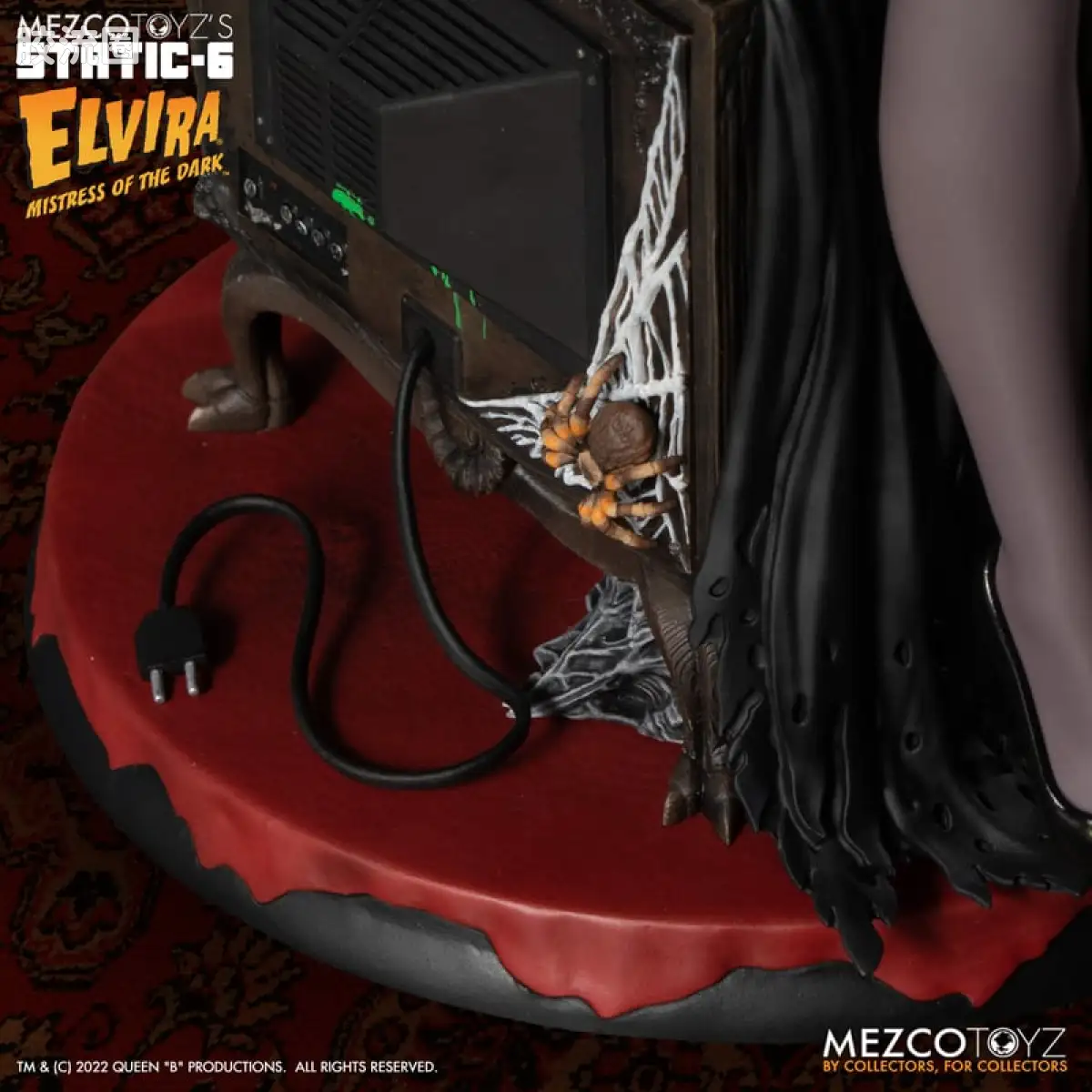 Mezco 综合系列 Static Six/静态-6 雕像系列 暗夜女王艾薇拉 - 图片