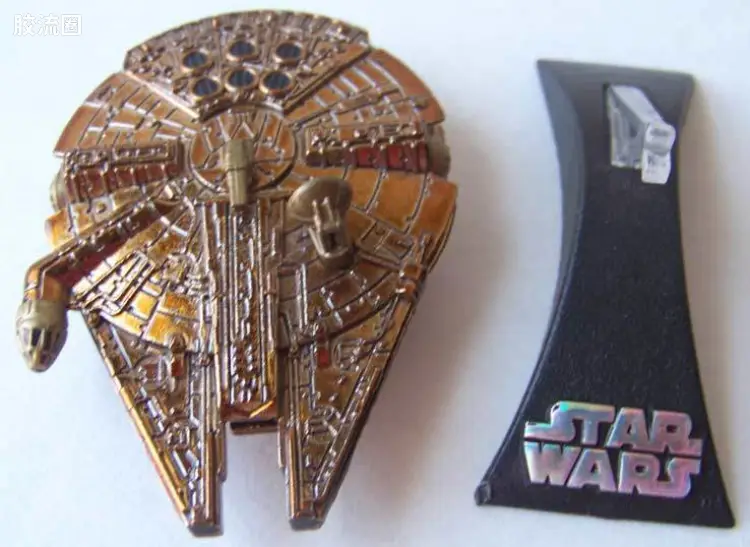 星球大战 钛系列 宣传版 Millennium Falcon (Transformers Exclusive Gold Edition)