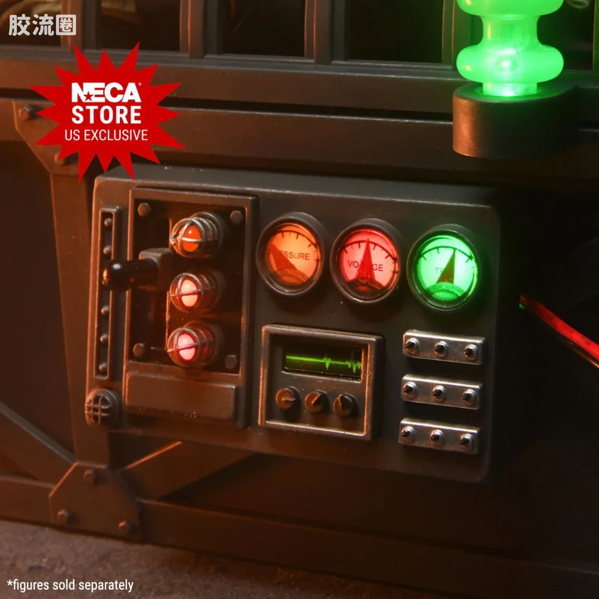NECA 7寸可动人形系列 配件系列 怪兽化装置（带发光特效） - 图片