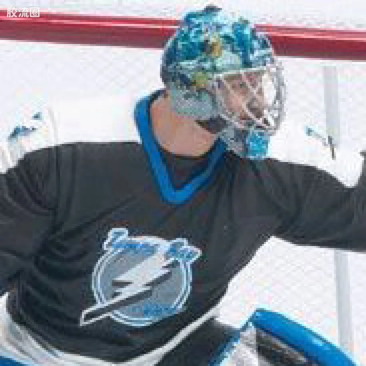 麦克法兰NHL冰球系列玩具 第6代 NIKOLAI KHABIBULIN
