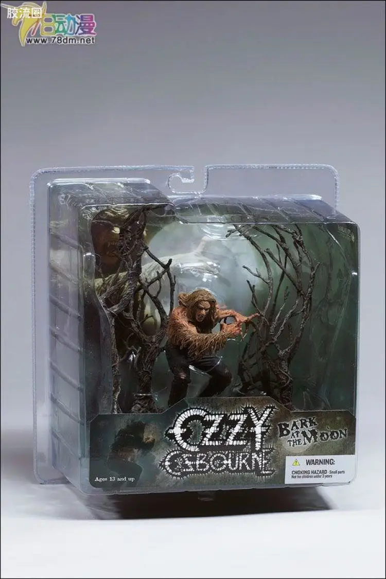 麦克法兰音乐系列 特别版 OZZY OSBOURNE: BARK AT THE MOON