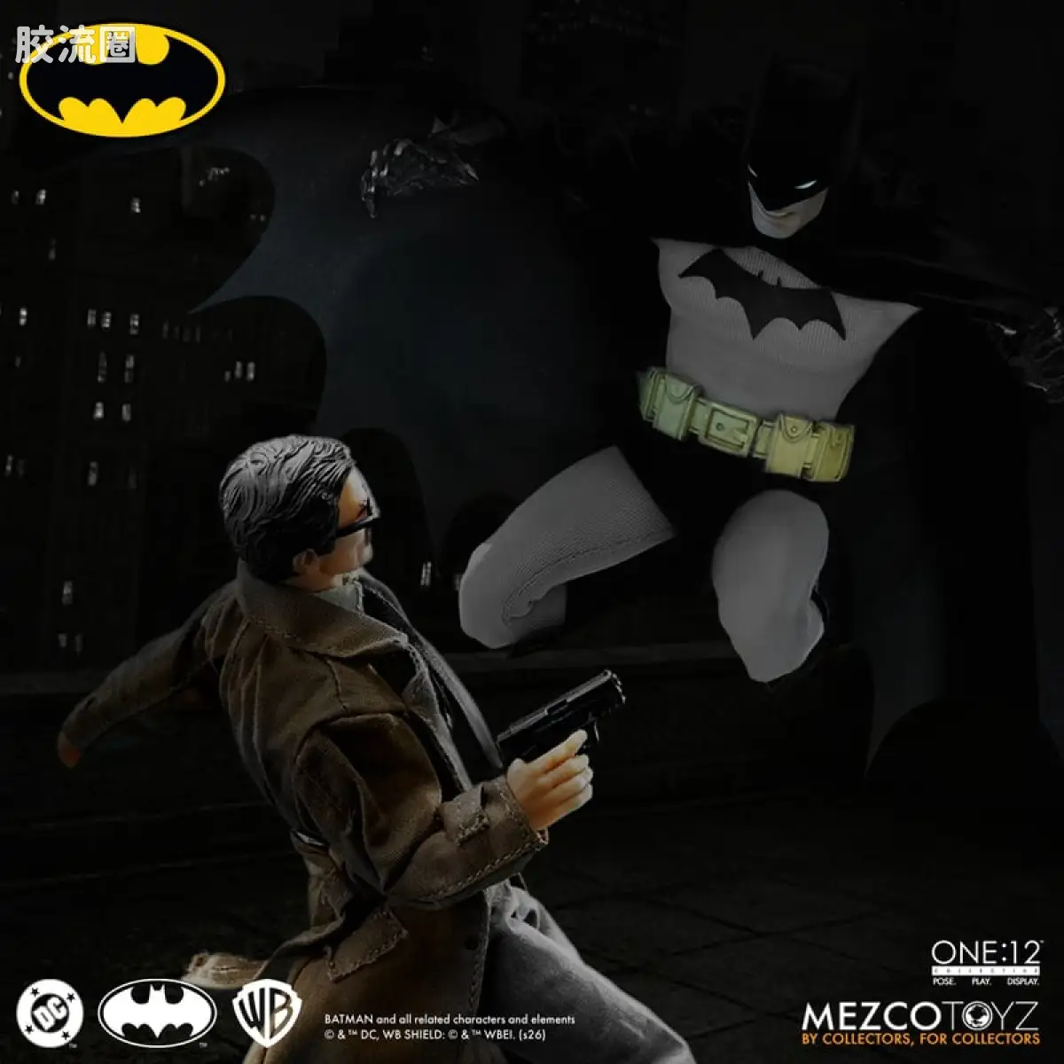 Mezco one-12系列 1/12 DC Comics集体系列 蝙蝠侠：元年 - 图片