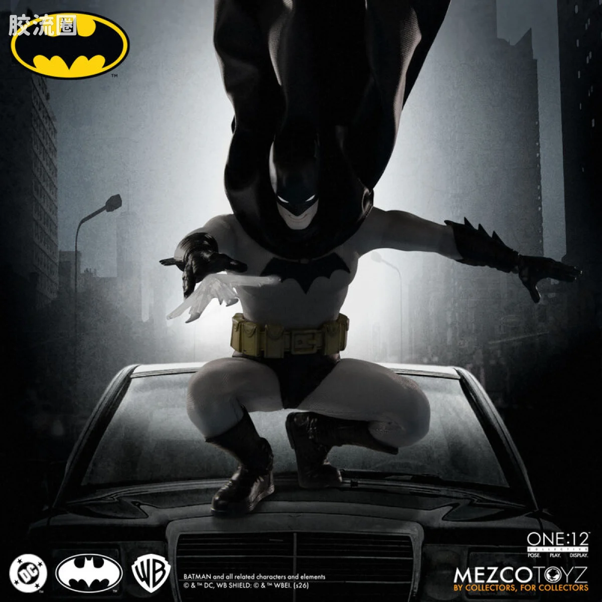 Mezco one-12系列 1/12 DC Comics集体系列 蝙蝠侠：元年 - 图片
