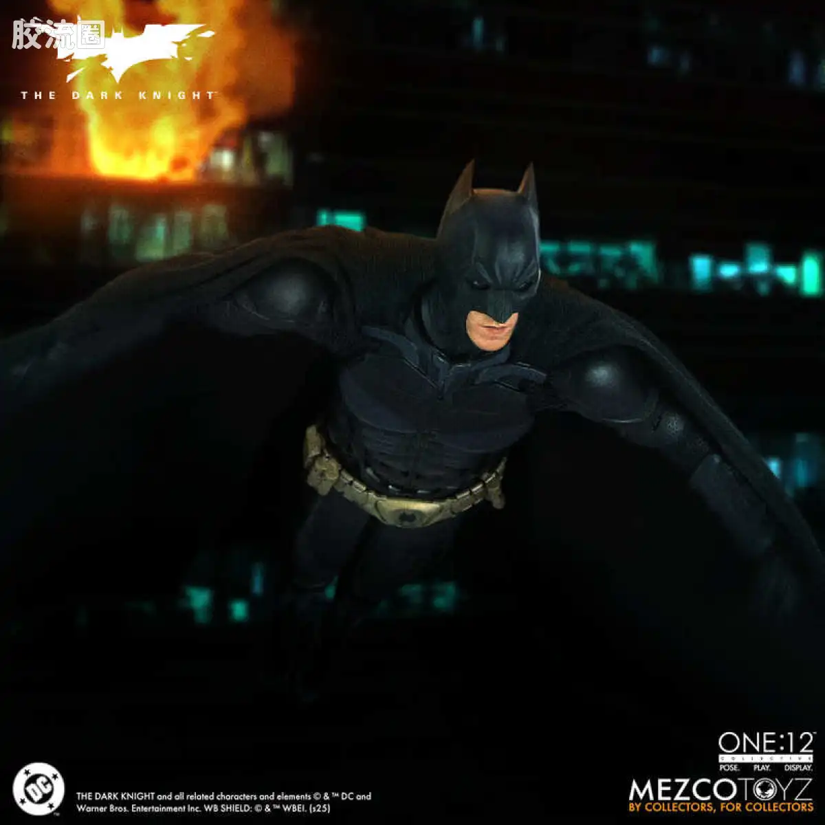 Mezco one-12系列 1/12 DC Comics集体系列 黑暗骑士：蝙蝠侠 - 图片