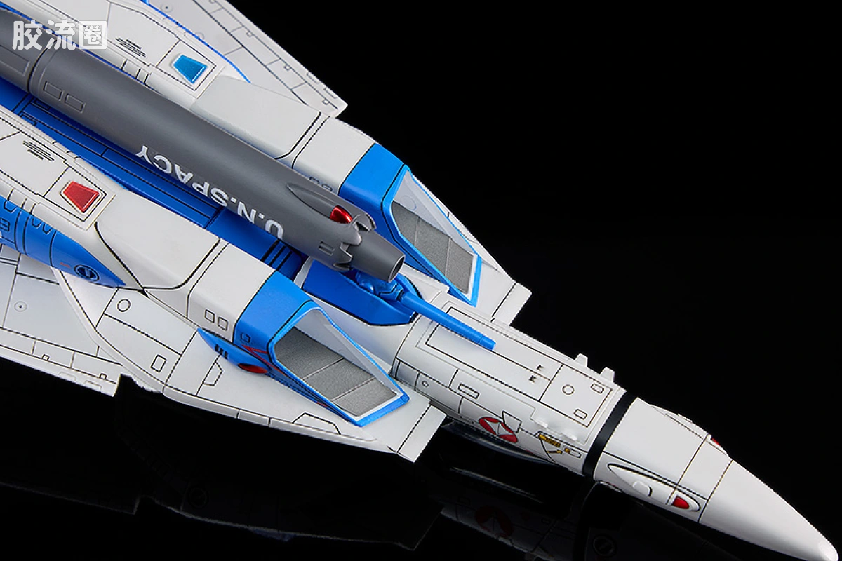 MAX PLAMAX 超时空要塞 PX07 VF-1A 女武神 F形态 Vermilion小队(麦克斯·米利安·吉纳斯/柿崎速雄机) - 图片