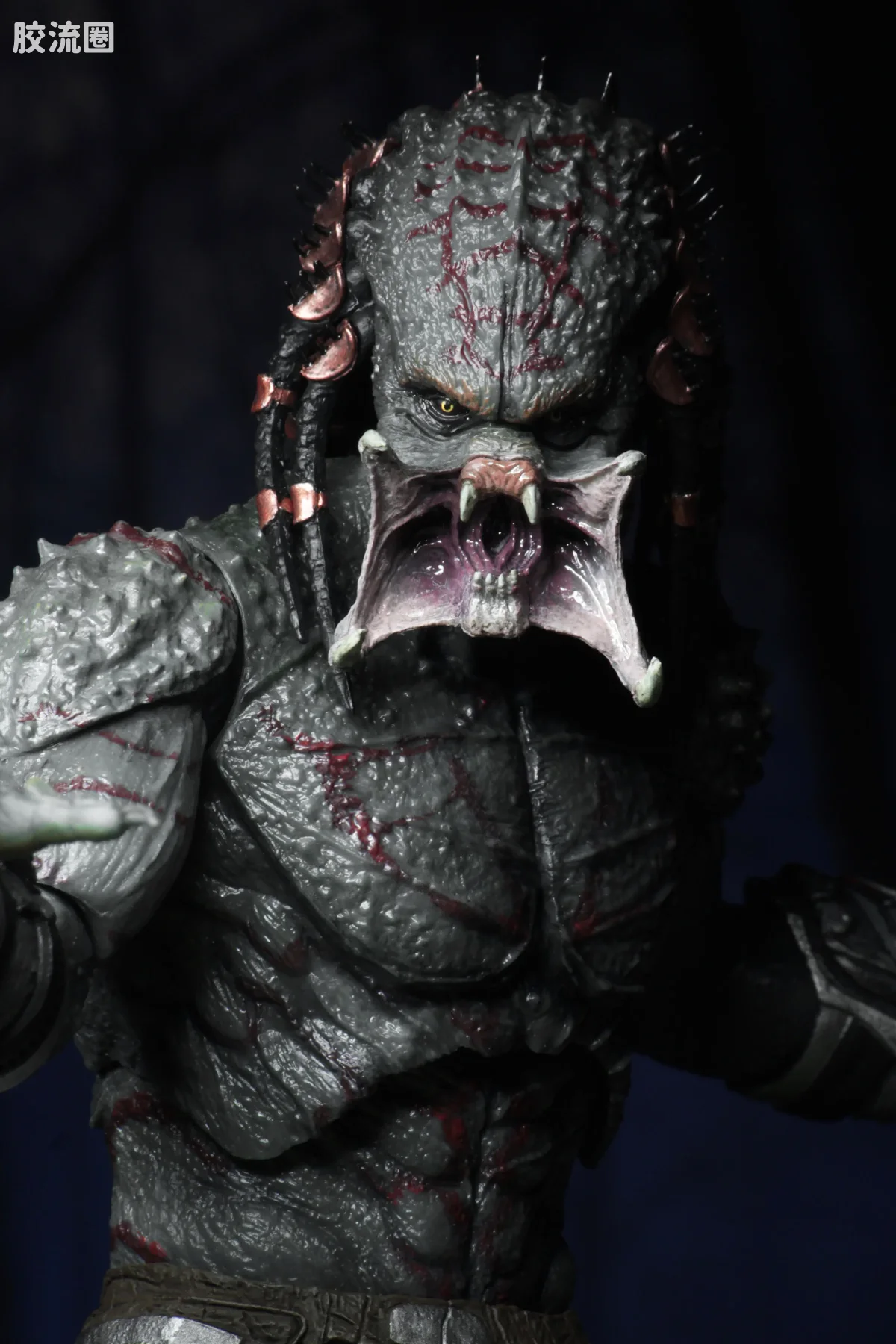 NECA 7寸可动人形系列 铁血战士系列 铁血战士 豪华装甲刺客铁血战士 - 图片
