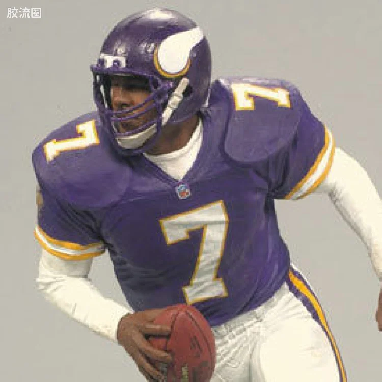 麦克法兰NFL美式足球系列玩具 传奇第6代 RANDALL CUNNINGHAM