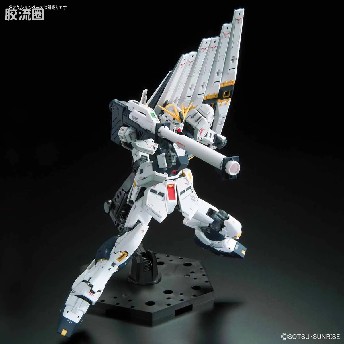 RG 普通版 32 RX-93 ν高达（牛高达） - 图片