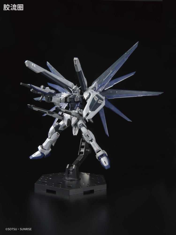 RG 其他限定版 自由高达 Ver.GCP 未启动形态 - 图片