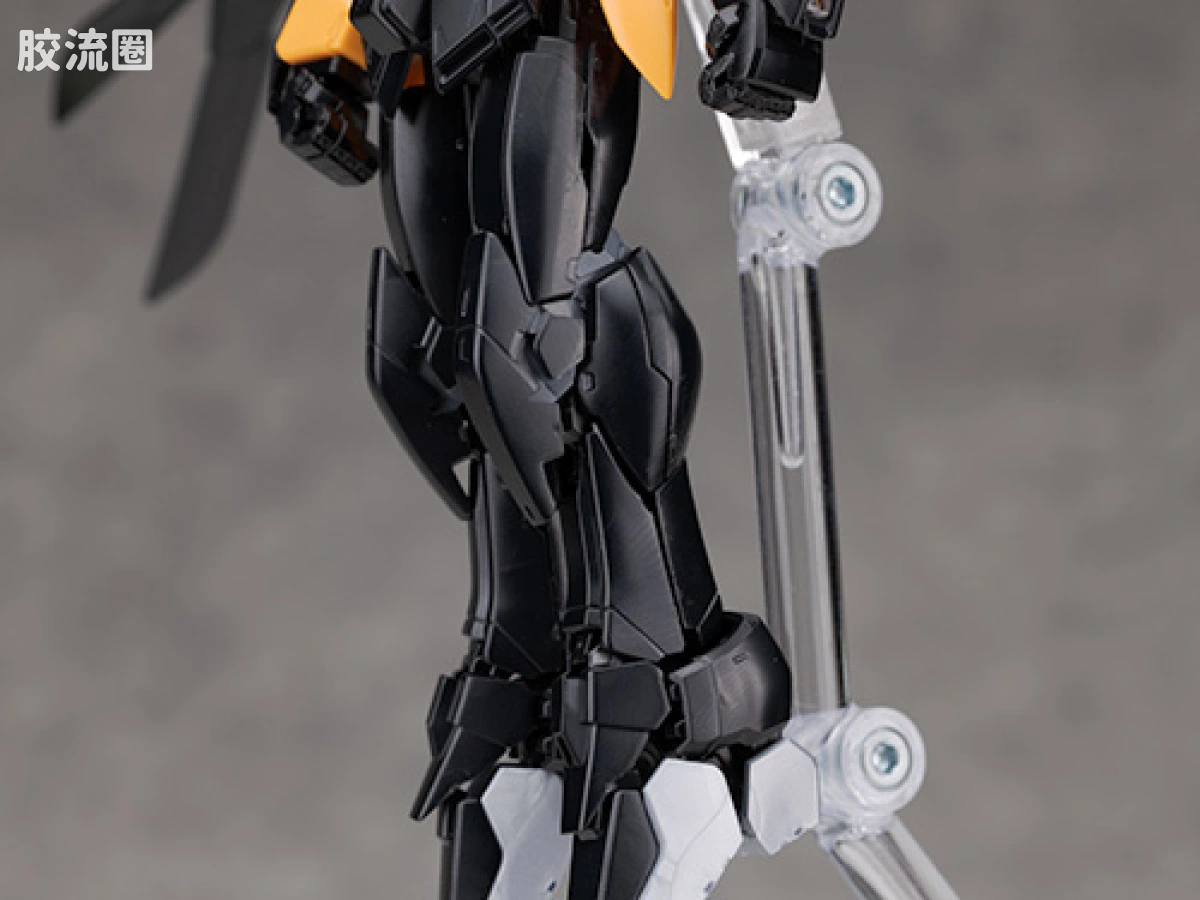 RG 网络限定版 飞翼高达零式EW -APEX LEGENDS(TM) 瓦尔基里Ver.- - 图片