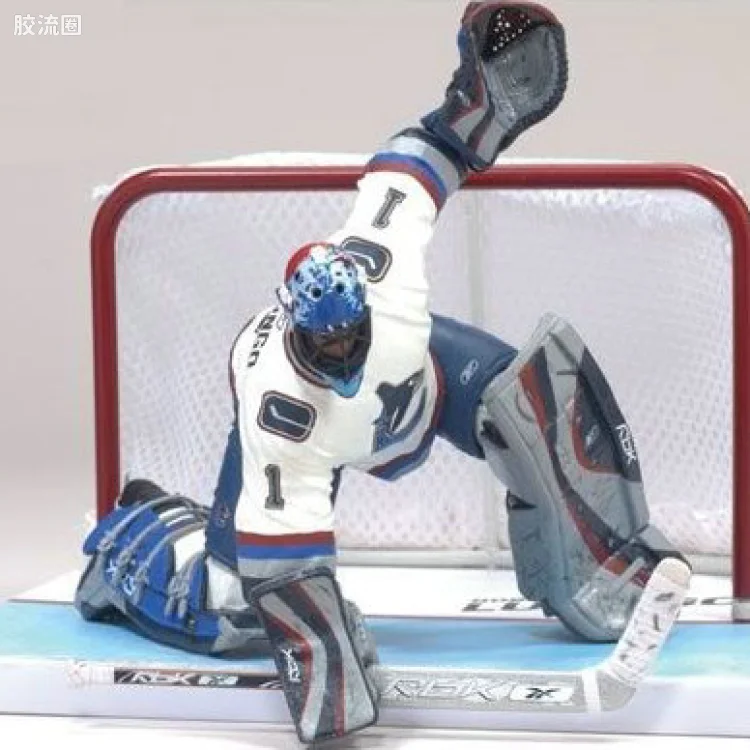 麦克法兰NHL冰球系列玩具 第15代 ROBERTO LUONGO 2