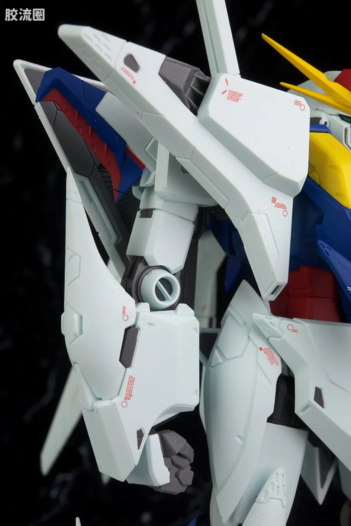 ROBOT魂 Ka signature RX-105 Ξ 高达 导弹吊舱装备 Marking Plus Ver. - 图片