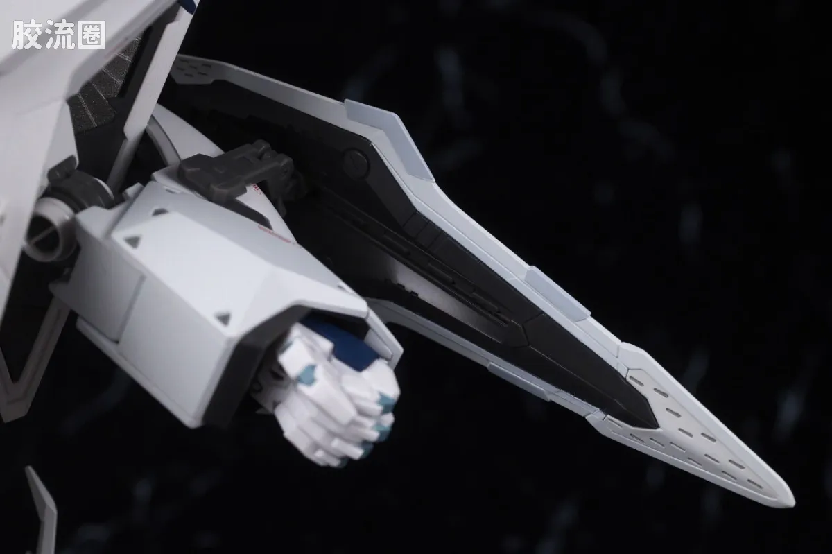 ROBOT魂 Ka signature RX-105 Ξ高达 (机动战士高达 闪光的哈萨维 喀耳刻的魔女Ver.) - 图片