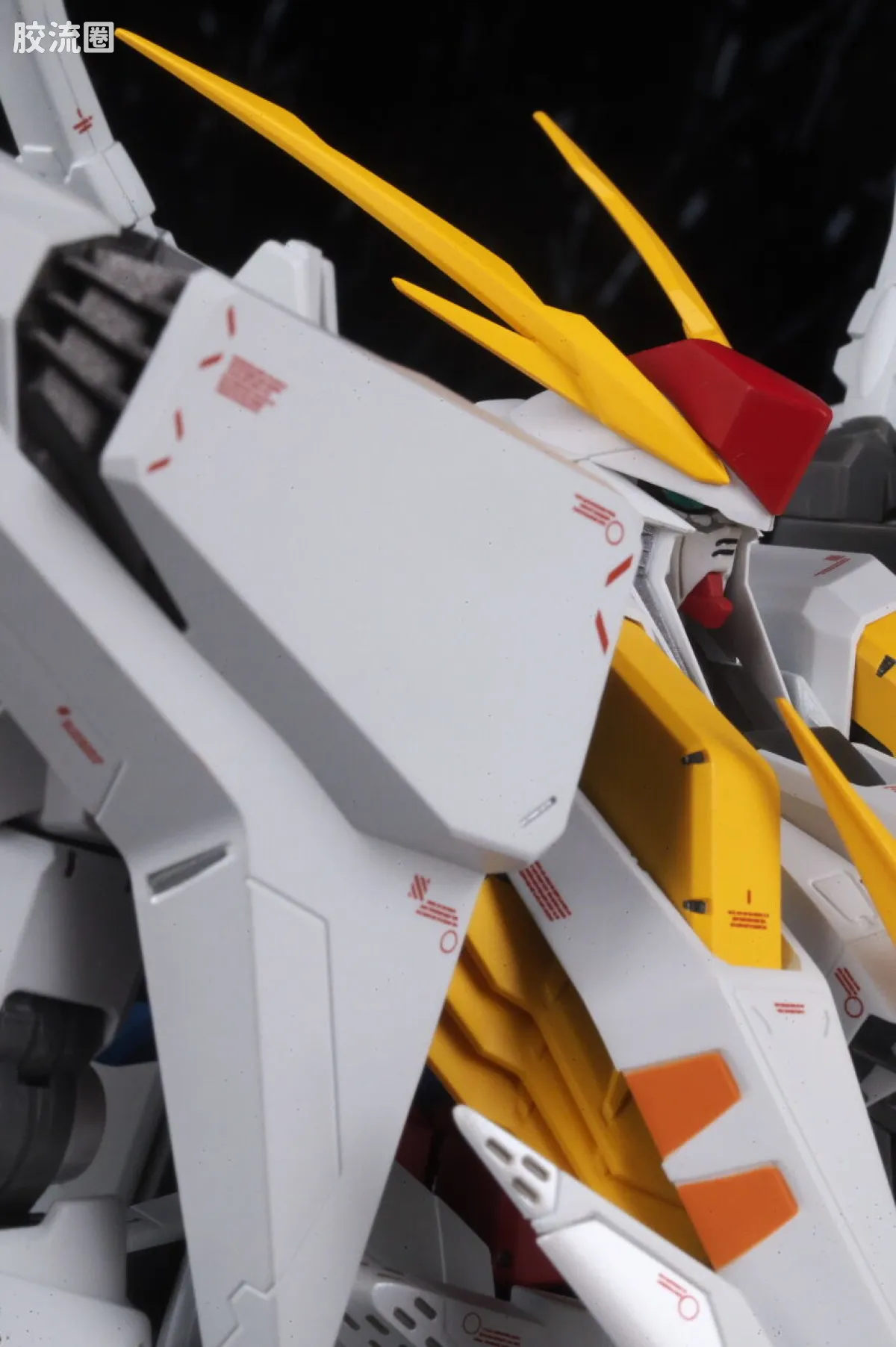 ROBOT魂 Ka signature RX-105 Ξ高达 (机动战士高达 闪光的哈萨维 喀耳刻的魔女Ver.) - 图片