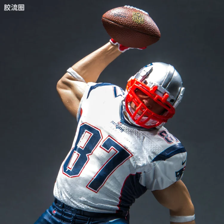 麦克法兰NFL美式足球系列玩具 Madden NFL 19 Ultimate Team Series 2 Rob Gronkowski