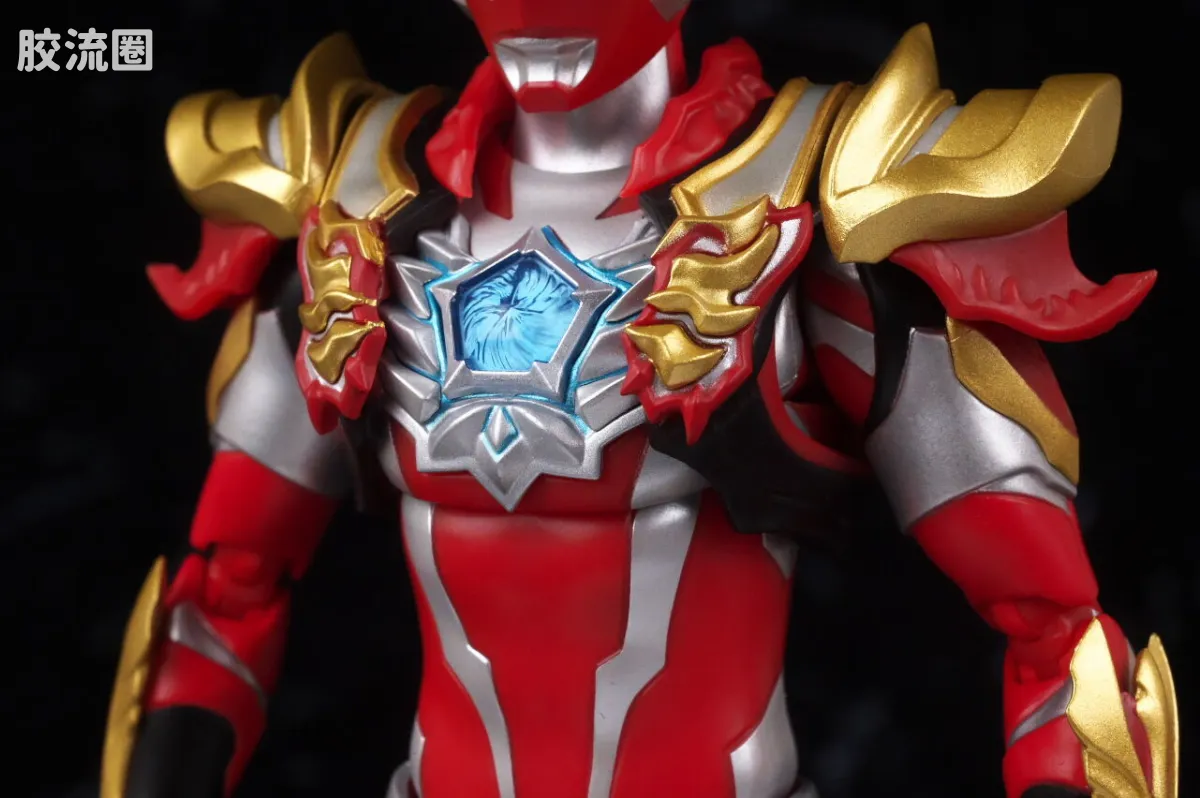 SHF 奥特曼系列 奥美迦奥特曼 朱雀装甲 - 图片