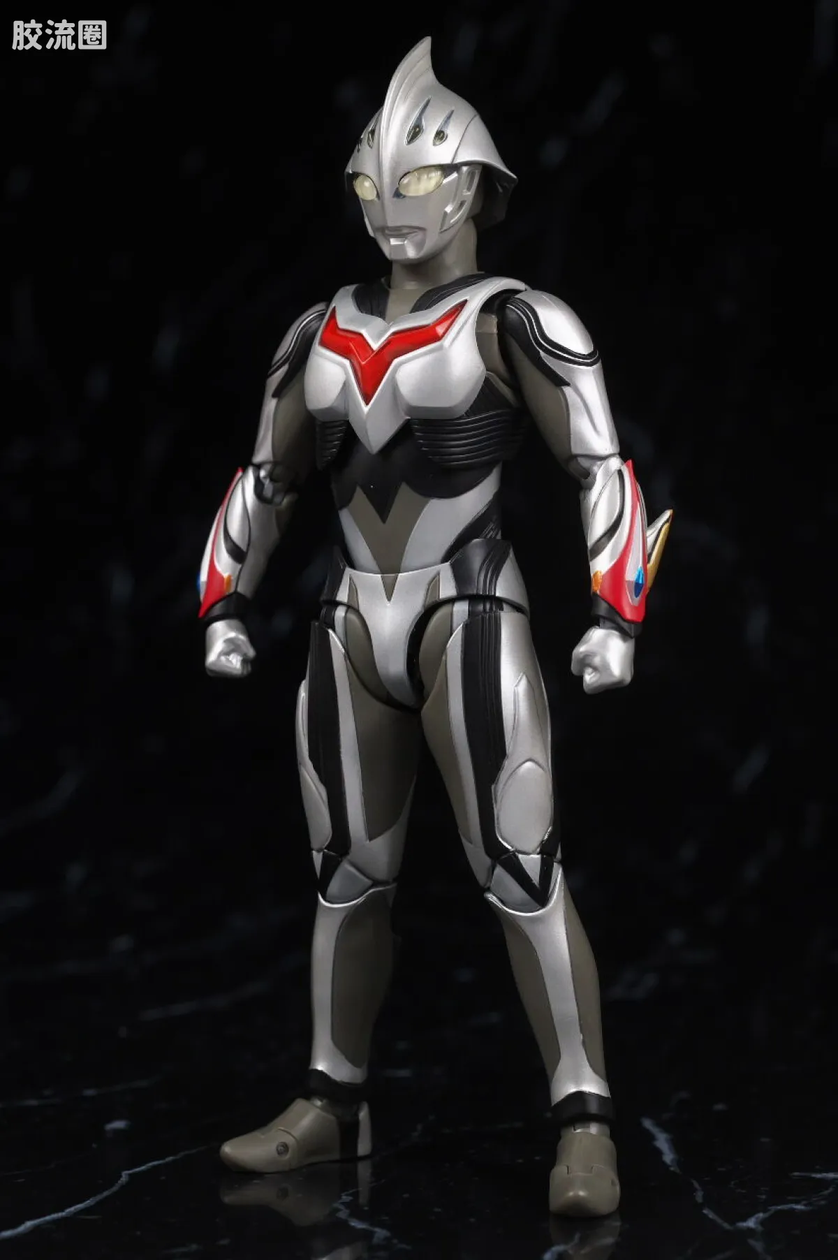 SHF 奥特曼系列 奈克赛斯奥特曼 幼年形态 - 图片