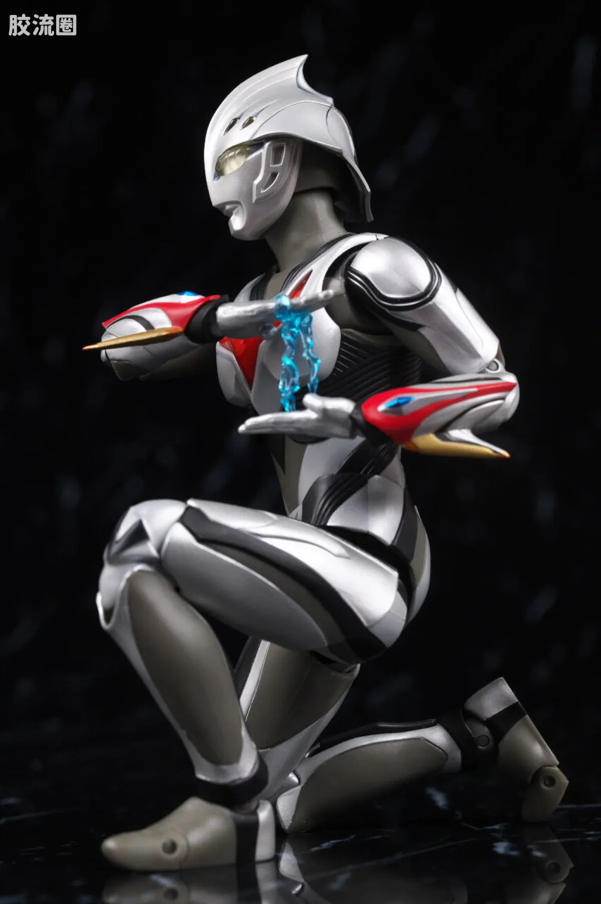 SHF 奥特曼系列 奈克赛斯奥特曼 幼年形态 - 图片