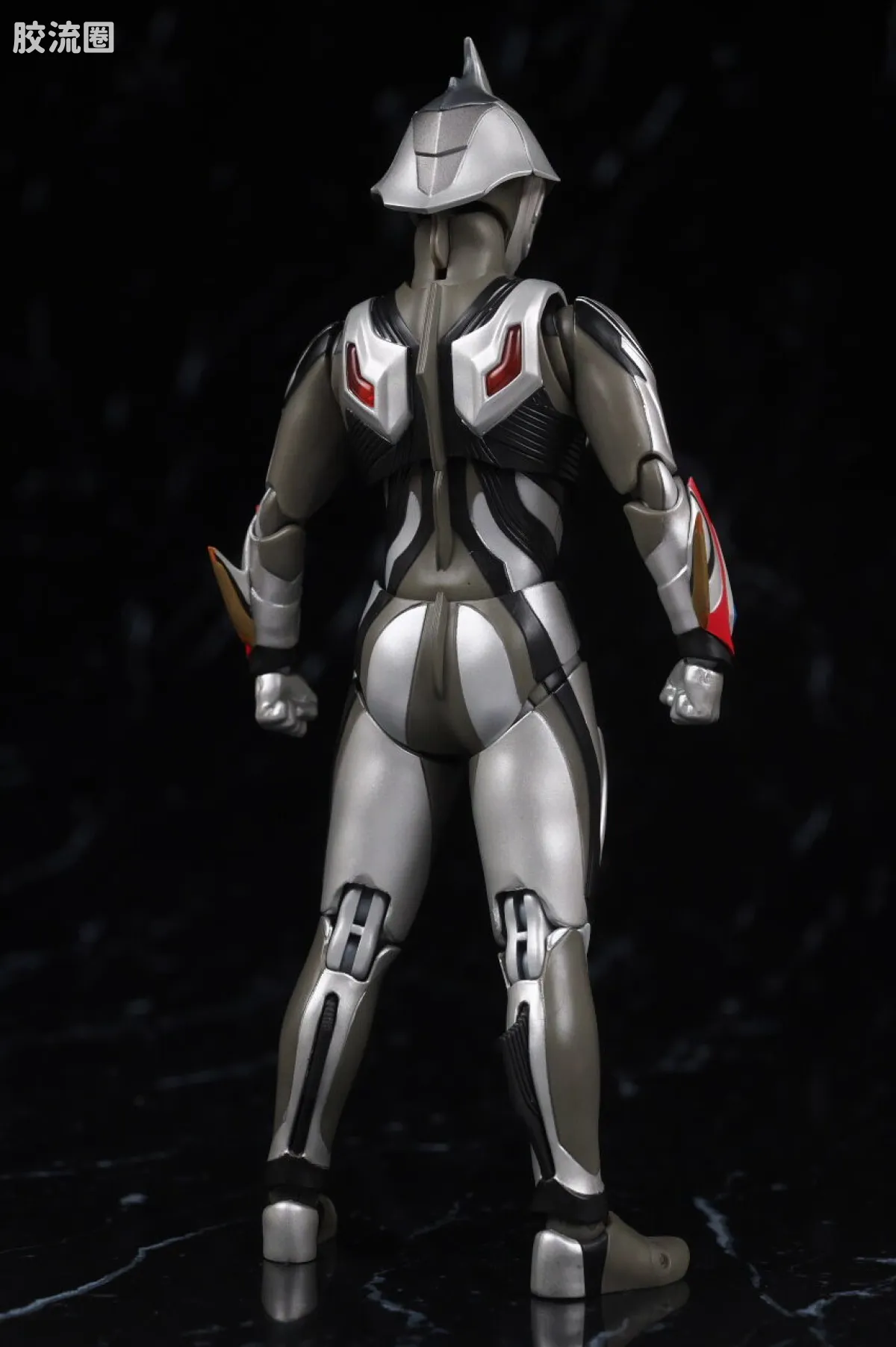 SHF 奥特曼系列 奈克赛斯奥特曼 幼年形态 - 图片