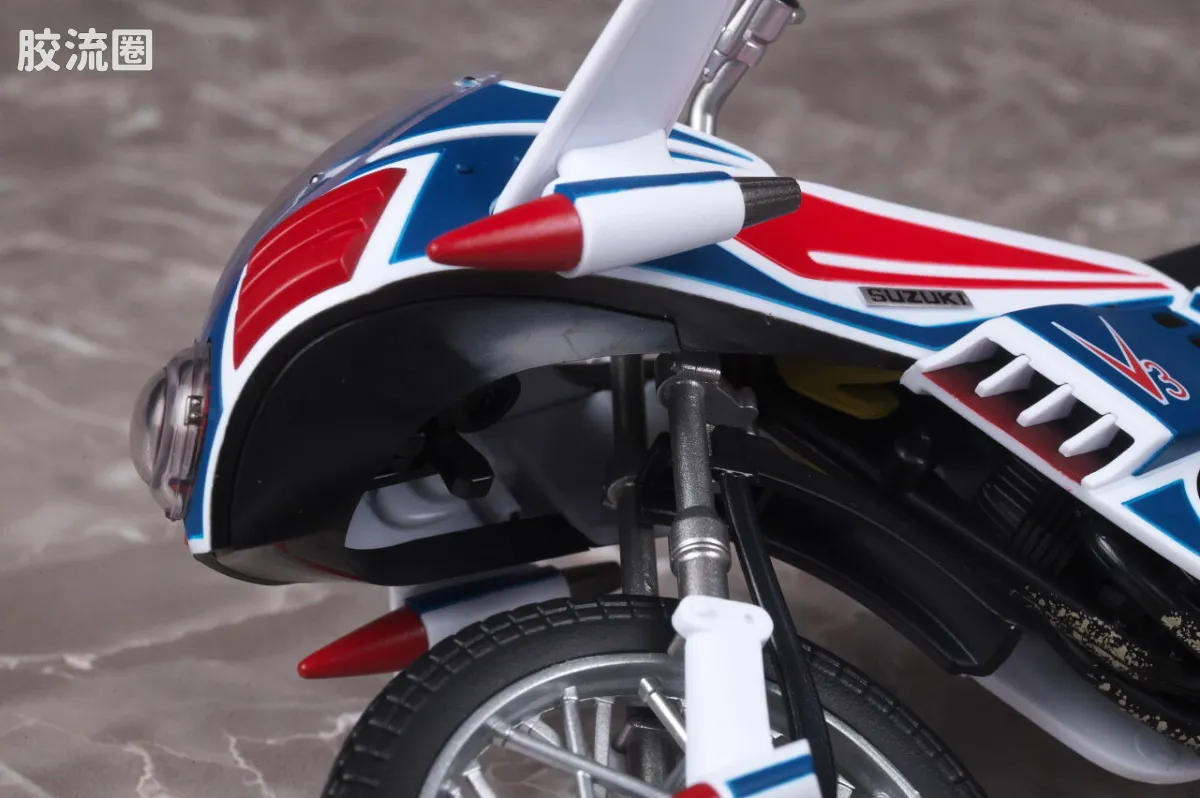 SHF 假面骑士限定版 飓风号 荣光的昭和骑士Edition - 图片