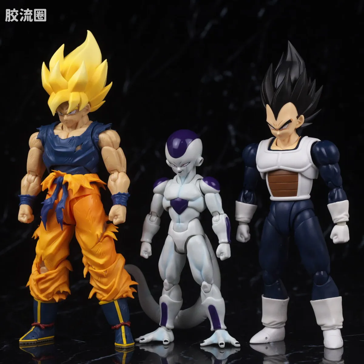 SHF 龙珠系列 弗利萨 第四形态：宇宙的无尽之力 - 图片