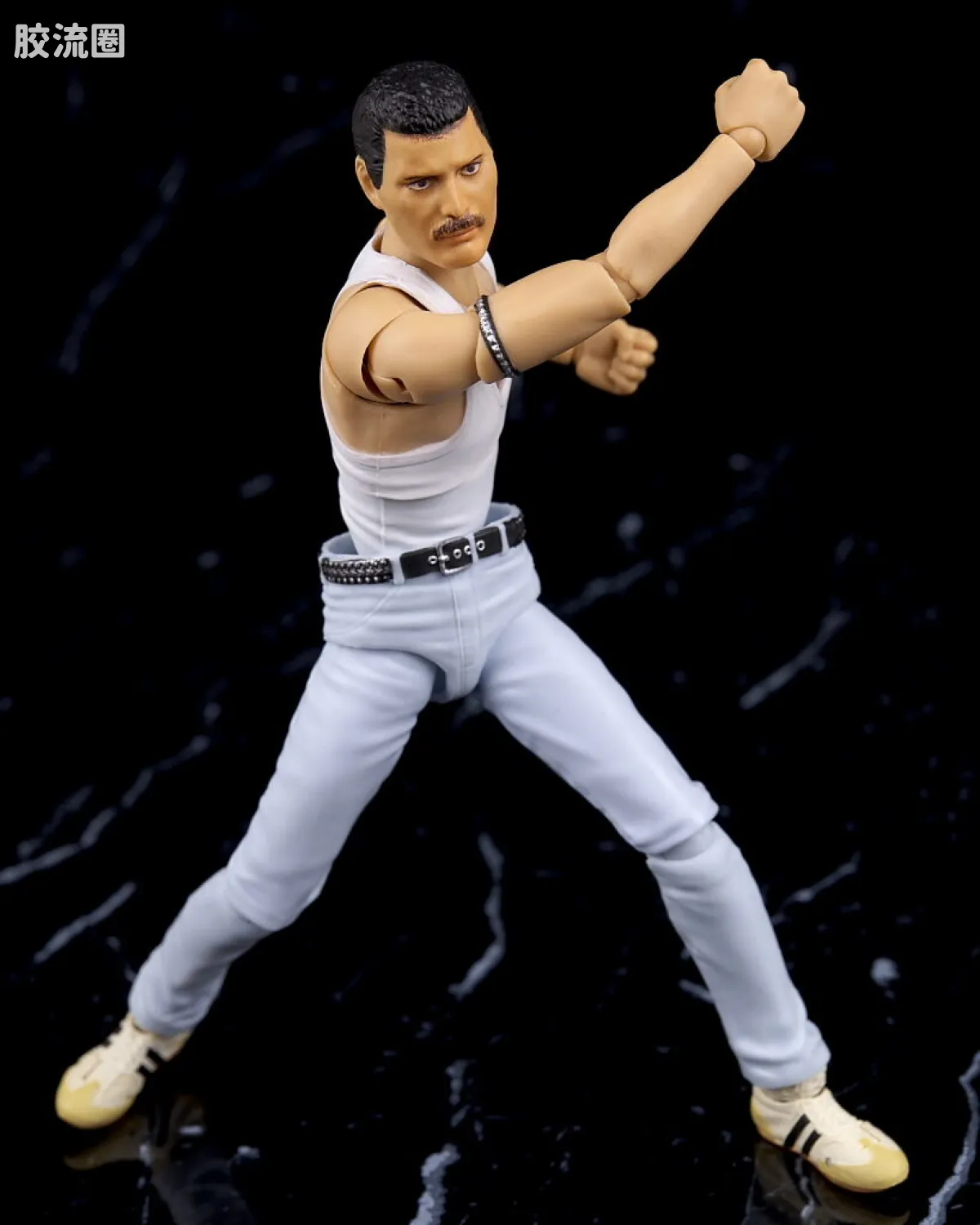 SHF 现实艺人系列 弗雷迪·默丘里 Live Aid Ver. - 图片
